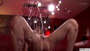 Nonton Video Bokep Japanese AV star Ayane Suzukawa extreme squirting followed by cum in mouth fellatio gratis